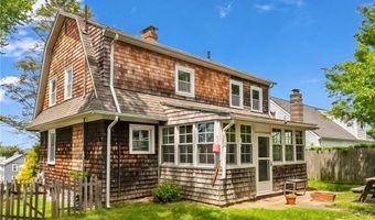 14 Barnsdale Rd, East Providence, RI 02914
