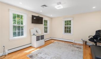 120 Fox Run, East Greenwich, RI 02818