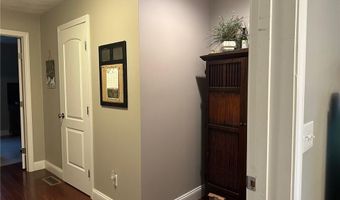 7 Hidden Meadows Dr, Charlestown, RI 02813