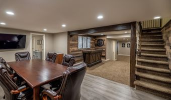 9463 SW Lois Rd, Andover, KS 67002