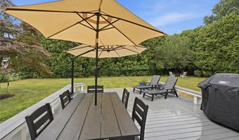 20 Sherman Ave, Bristol, RI 02809