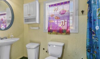 10008 Willow St, Bay St. Louis, MS 39520