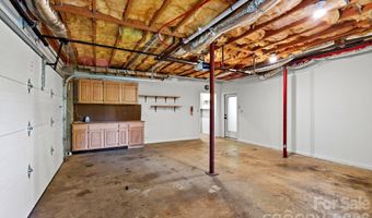 12 Beech Tree Ln, Asheville, NC 28804
