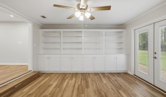 150 West St, Alto, TX 75925