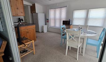 319 DOLPHIN Dr, Berlin, MD 21811