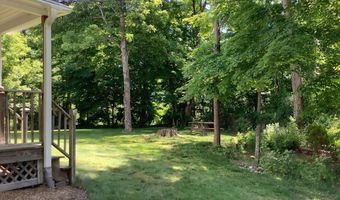 668 Huckleberry Hill Rd, Avon, CT 06001
