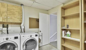 5153 KING CHARLES Way, Bethesda, MD 20814