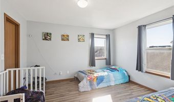 121 Silver Leaf Ln, Baldwin City, KS 66006