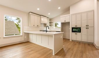 17 Nairn Ln, Bella Vista, AR 72715