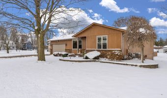 415 W Winds, Almont, MI 48003