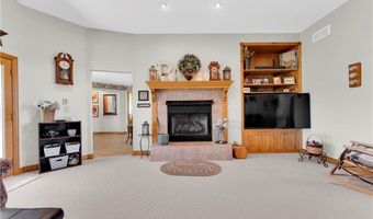 9903 Vermilion Rd, Amherst, OH 44001