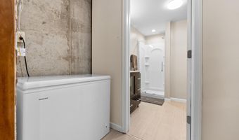 1658 PINEWIND Dr, Alburtis, PA 18011