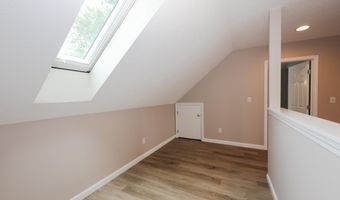 11 Mountain Rd, Bedford, NH 03110