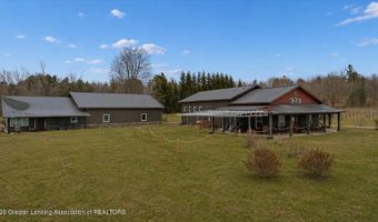8370 Lakeview Rd, Alanson, MI 49706