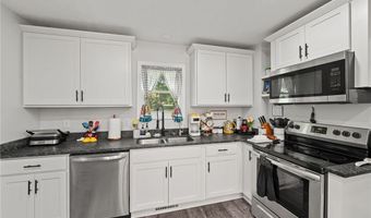 327 Sewell Ave, Akron, OH 44319