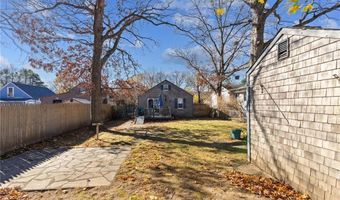 21 Riverside Ave, Johnston, RI 02919