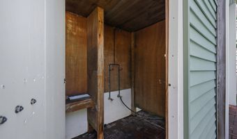 273 7TH St, Avalon, NJ 08202