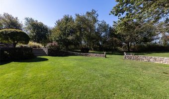 77 Pond Shore Dr, Charlestown, RI 02813