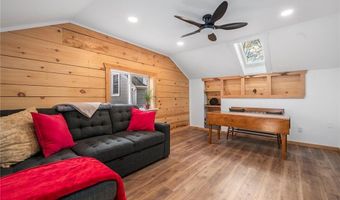 409 Summit Rd, Exeter, RI 02822