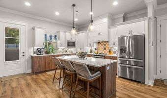 1121 Essex Dr, Benton, AR 72019
