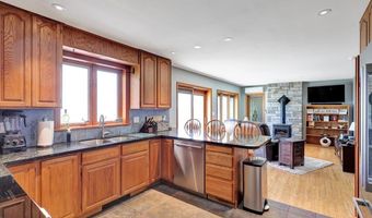 1360 Windmill Point Rd, Alburgh, VT 05440