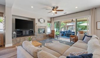 26112 Crescendo Dr, Escondido, CA 92026