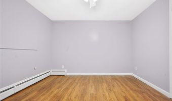 1 Pinehurst Rd, East Providence, RI 02915