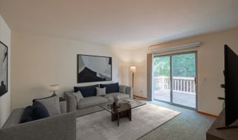 5158 Ridge Oak Dr, Madison, WI 53704