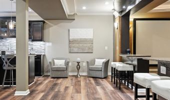 22530 FOREST RUN Dr, Ashburn, VA 20148
