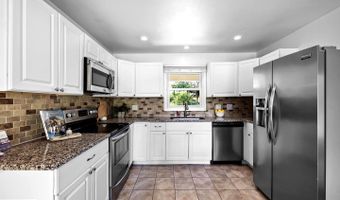 12112 FOXHILL Ln, Bowie, MD 20715