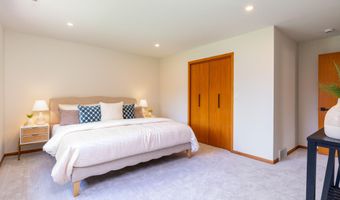 1023 Florida Ave, Ames, IA 50014