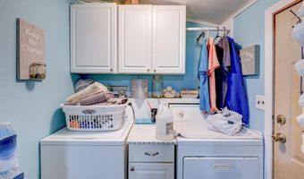 10714 284th Dr, Arkansas City, KS 67005