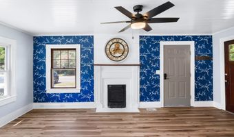 906 Fair St, Camden, SC 29020