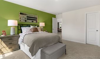 941 Misty Creek Dr, Aberdeen, NC 28315