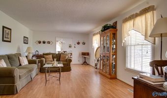 903 W Main St, Albertville, AL 35976
