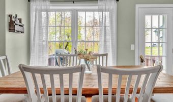 45 Pocono Ln 10, Danbury, CT 06810