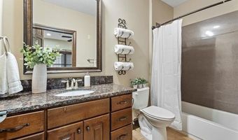 25 Grand Lake Dr 2B, Afton, OK 74331