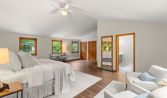1 Danbury Cir, Amherst, NH 03031