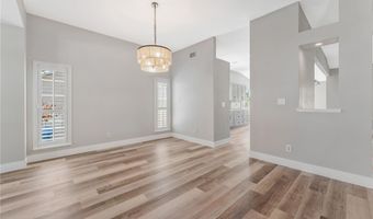 5121 Burr Oak Dr, Las Vegas, NV 89130