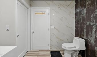 223 W Simmons Ave, Anaheim, CA 92802