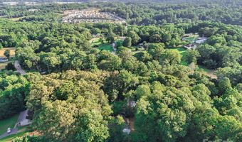 9 Silent Pl, Asheville, NC 28806