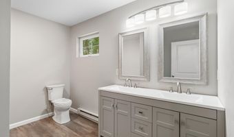 21 WILDE Gln, Albrightsville, PA 18210