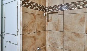 726 Woodlawn Dr, Abilene, TX 79603