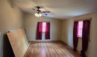 902 N Jefferson St, Ava, MO 65608