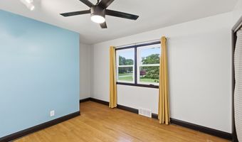 807 Hillcrest Dr, Ashland, OH 44805