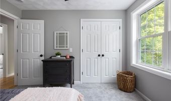 128 Old Quarry Rd, Glocester, RI 02857