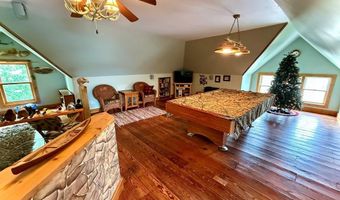 619 Q St, Aurora, NE 68818