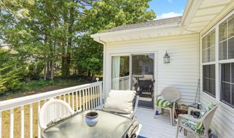 23 JUMPING BROOK Ln, Barnegat, NJ 08005