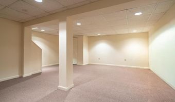 201 CHEROKEE Cir, Ambler, PA 19002