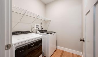 24 Kendall Ln, Raymond, NH 03077